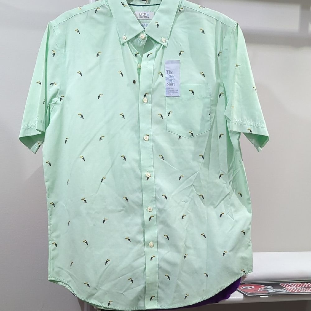 Croft & Barrow Mint Green Bird Patterned Short Sleeve button up Shirt